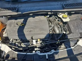 2017 Ford Escape SE with VIN 1FMCU0GD7HUB83018, listed as a IAAI auction lot 42090306 with 60,699 mi miles. Bid and sale history available at carsss.com. Image 1.