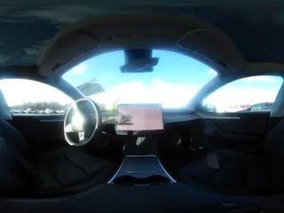 2024 Tesla Model Y Long Range z VIN 7SAYGDEE7RA300756, wystawiony jako IAAI lot #41922910 z przebiegiem 4 262 mil mil oraz . Historia ofert i sprzedaży dostępna na DreamBid. Obrazek 23.