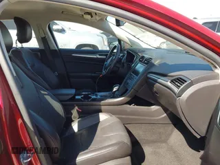 2014 Ford Fusion Titanium with VIN 3FA6P0K92ER293480, listed as a IAAI auction lot 41792642 with 156,828 mi miles. Bid and sale history available at carsss.com. Image 5.