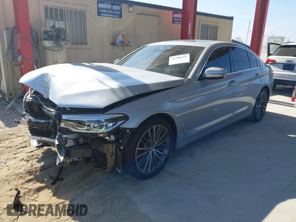 2019 BMW 5 Series 540i z VIN WBAJE5C56KWE66414, wystawiony jako IAAI lot #42200421 z przebiegiem 30 938 mil mil oraz . Historia ofert i sprzedaży dostępna na DreamBid. Obrazek 18.