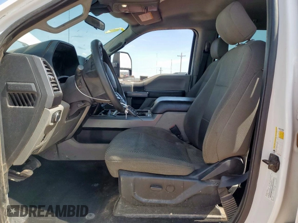 2020 Ford F-250 XL z VIN 1FT7W2BT9LEC61473, wystawiony jako Copart lot #63622895 z przebiegiem 117 079 mil mil oraz Szkoda całkowita • Salvage title. Historia ofert i sprzedaży dostępna na DreamBid. Obrazek 7.