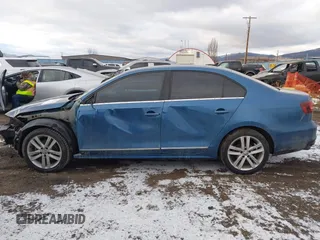 2017 Volkswagen Jetta SEL with VIN 3VWL17AJ6HM397343, listed as a IAAI auction lot 41038103 with 75,752 mi miles and . Bid and sale history available at DreamBid. Image 15.