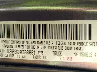 2019 Ram 1500 Classic Warlock with VIN 1C6RR6GG4KS669681, listed as a IAAI auction lot 41990933 with 62,243 mi miles. Bid and sale history available at carsss.com. Image 9.
