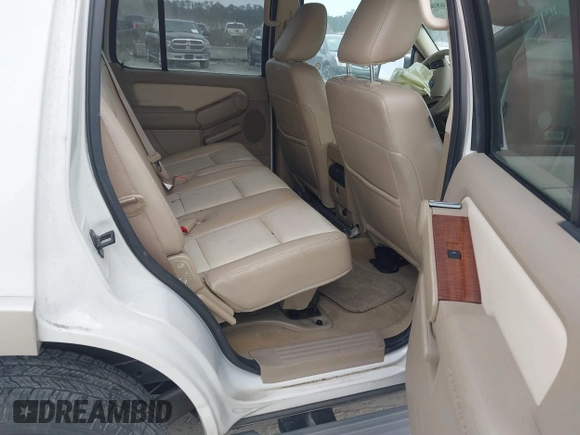 2010 Ford Explorer Eddie Bauer with VIN 1FMEU7EE9AUB13801, listed as a IAAI auction lot 41686055 with 139,641 mi miles. Bid and sale history available at carsss.com. Image 8.