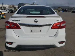 2018 Nissan Sentra S z VIN 3N1AB7AP7JY253930, wystawiony jako Copart lot #45311085 z przebiegiem 88 288 mil mil oraz Szkoda całkowita • Salvage title. Historia ofert i sprzedaży dostępna na DreamBid. Obrazek 6.