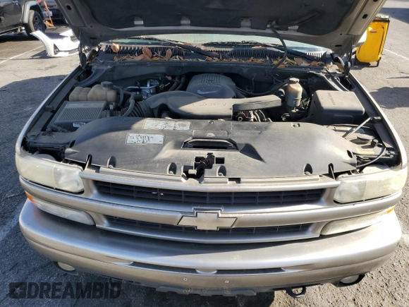 2002 Chevrolet Suburban Z71 with VIN 3GNFK16T02G237847, listed as a Copart auction lot 85391084 with 277,509 mi miles and Clean Title. Bid and sale history available at carsss.com. Image 12.