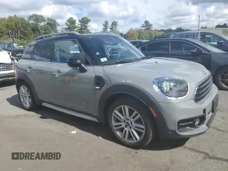 2018 MINI Countryman Cooper with VIN WMZYV5C31J3E04841, listed as a Copart auction lot 73400944 with 28,854 mi miles and Salvage Title. Bid and sale history available at carsss.com. Image 4.
