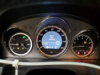 2009 Mercedes-Benz C 300 Sport with VIN WDDGF54X19F210169, listed as a Copart auction lot 61341655 with 190,275 mi miles and Salvage title. Bid and sale history available at DreamBid. Image 9.