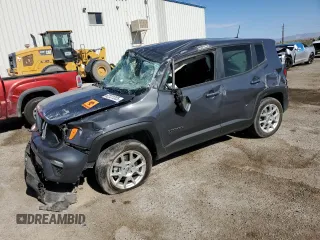 2023 Jeep Renegade Latitude с VIN ZACNJDB10PPP15829, выставлен на аукционе Copart как лот 62121305 с пробегом 26 050 миль миль и Списание • Salvage title. История ставок и продаж доступна на DreamBid. Изображение 1.