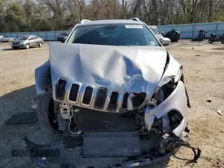 2015 Jeep Cherokee Latitude with VIN 1C4PJLCB5FW790959, listed as a Copart auction lot 47581375 with 157,139 mi miles and Salvage Title. Bid and sale history available at DreamBid. Image 5.