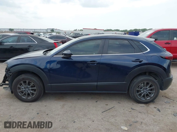 2021 Mazda CX-30 S with VIN 3MVDMAAL4MM302042, listed as a IAAI auction lot 42288275 with 39,821 mi miles and . Bid and sale history available at DreamBid. Image 15.