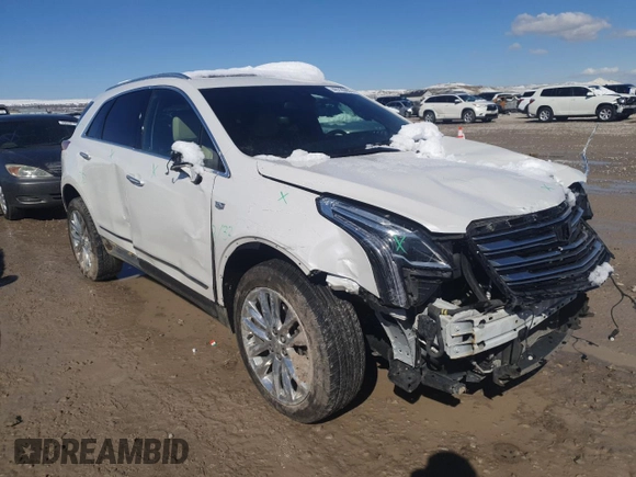 2019 Cadillac XT5 Premium Luxury AWD z VIN 1GYKNFRS5KZ252885, wystawiony jako Copart lot #49729865 z przebiegiem 54 593 mil mil oraz Szkoda całkowita • Salvage title. Historia ofert i sprzedaży dostępna na DreamBid. Obrazek 4.