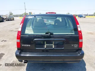1998 Volvo V70 GLT with VIN YV1LW5676W2400102, listed as a IAAI auction lot 42654549 with 121,159 mi miles and . Bid and sale history available at DreamBid. Image 16.