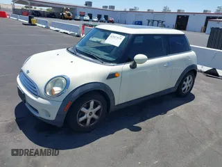 2007 MINI Hardtop with VIN WMWMF33567TU62285, listed as a IAAI auction lot 42517575 with 137,542 mi miles and . Bid and sale history available at DreamBid. Image 2.