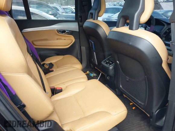 2017 Volvo XC90 Momentum с VIN YV4A22PK7H1111553, выставлен на аукционе IAAI как лот 41822397 с пробегом 123 888 миль миль и . История ставок и продаж доступна на DreamBid. Изображение 8.