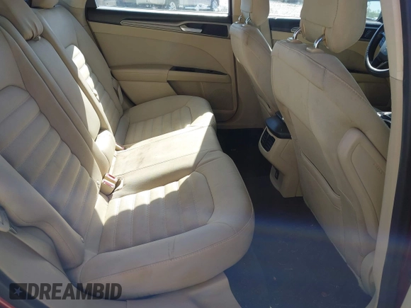 2014 Ford Fusion SE with VIN 3FA6P0H70ER198938, listed as a IAAI auction lot 42016570 with 266,756 mi miles. Bid and sale history available at carsss.com. Image 8.