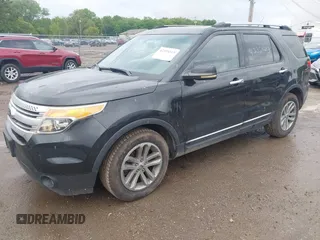 2011 Ford Explorer XLT with VIN 1FMHK7D82BGA45727, listed as a IAAI auction lot 42354213 with 146,178 mi miles and . Bid and sale history available at DreamBid. Image 2.