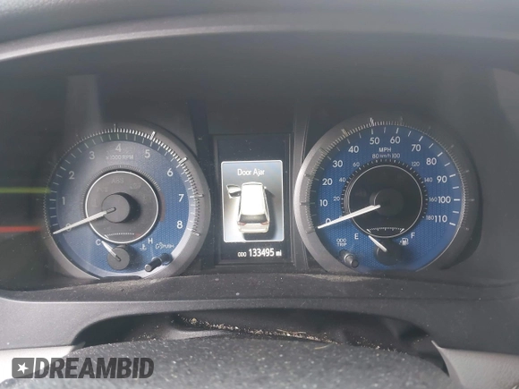 2015 Toyota Sienna Ltd with VIN 5TDDK3DC5FS106080, listed as a IAAI auction lot 41579010 with 133,495 mi miles. Bid and sale history available at carsss.com. Image 7.
