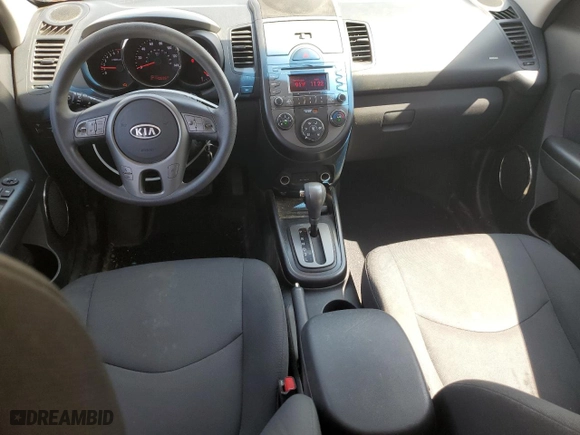 2010 Kia Soul ! with VIN KNDJT2A29A7103112, listed as a Copart auction lot 63710074 with 140,696 mi miles and Clean Title. Bid and sale history available at carsss.com. Image 8.