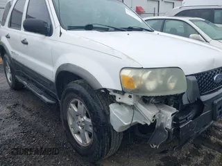 2005 Ford Escape XLT with VIN 1FMCU03195KB11045, listed as a IAAI auction lot 42366299 with 280,737 mi miles and . Bid and sale history available at DreamBid. Image 6.
