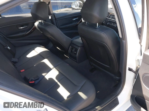 2015 BMW 3 Series 320i with VIN WBA3B1G56FNT06434, listed as a IAAI auction lot 41772918 with 76,782 mi miles. Bid and sale history available at carsss.com. Image 8.