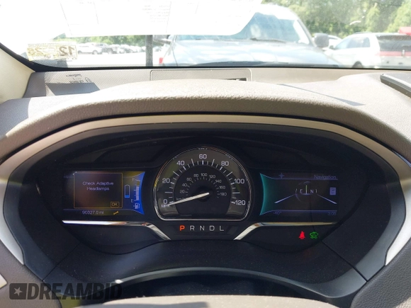 2013 Lincoln MKZ Hybrid with VIN 3LN6L2LU6DR807667, listed as a IAAI auction lot 42533419 with 90,327 mi miles and . Bid and sale history available at DreamBid. Image 7.