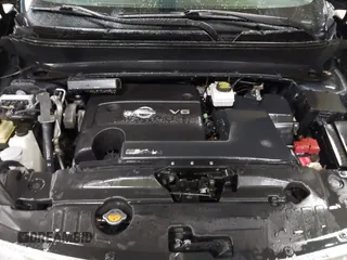 2014 Nissan Pathfinder SL z VIN 5N1AR2MM7EC612801, wystawiony jako IAAI lot #42048907 z przebiegiem 106 234 mil mil oraz . Historia ofert i sprzedaży dostępna na DreamBid. Obrazek 10.