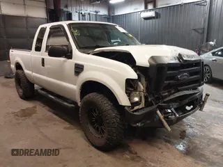 2008 Ford F-250 XL with VIN 1FTSX21518EE05308, listed as a IAAI auction lot 42322159 with 218,626 mi miles and . Bid and sale history available at DreamBid. Image 1.