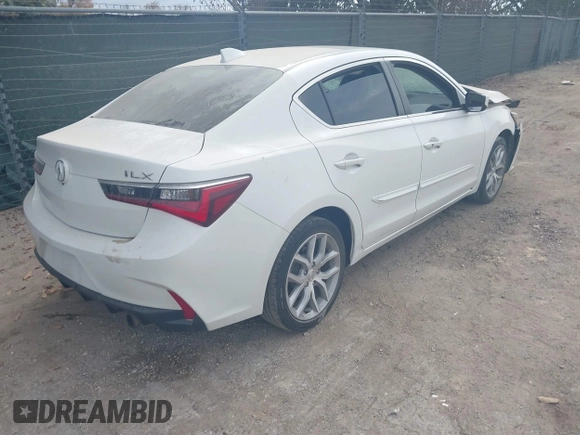 2019 Acura ILX with VIN 19UDE2F35KA012742, listed as a IAAI auction lot 41174157 with 39,000 mi miles. Bid and sale history available at carsss.com. Image 4.
