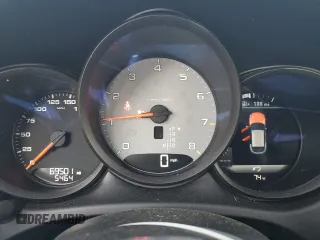 2020 Porsche Macan S z VIN WP1AB2A55LLB33097, wystawiony jako Copart lot #57332375 z przebiegiem 69 501 mil mil oraz Szkoda całkowita • Salvage title. Historia ofert i sprzedaży dostępna na DreamBid. Obrazek 9.