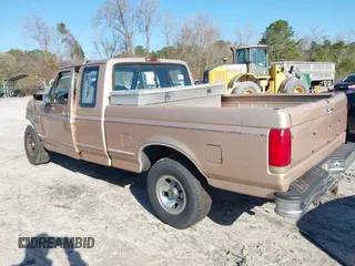 1996 Ford F-150 Special with VIN 1FTEX15N1TKA31567, listed as a IAAI auction lot 41762657 with 305,222 mi miles. Bid and sale history available at carsss.com. Image 3.