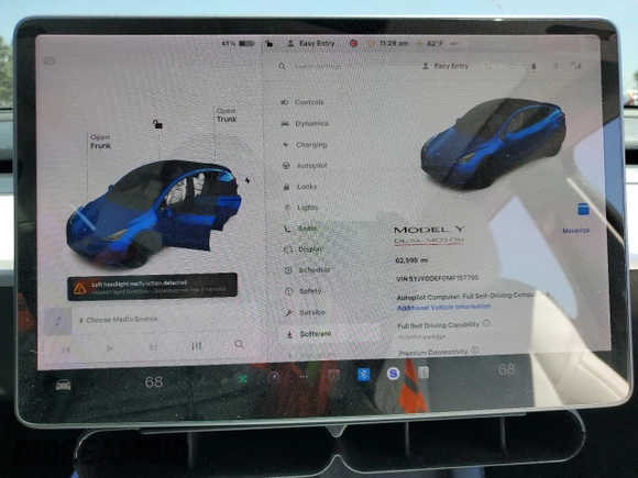 2021 Tesla Model Y Performance z VIN 5YJYGDEF0MF157795, wystawiony jako Copart lot #57163245 z przebiegiem 62 598 mil mil oraz Szkoda całkowita • Salvage title. Historia ofert i sprzedaży dostępna na DreamBid. Obrazek 9.