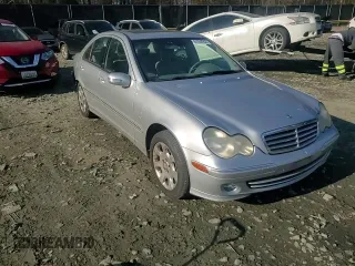 2005 Mercedes-Benz C 240 with VIN WDBRF81J15F604655, listed as a Copart auction lot 82845524 with 168,747 mi miles and Salvage Title. Bid and sale history available at DreamBid. Image 10.