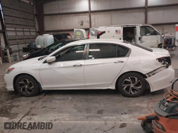 2016 Honda Accord Sedan LX with VIN 1HGCR2F31GA118046, listed as a IAAI auction lot 41606914 with 198,777 mi miles. Bid and sale history available at carsss.com. Image 14.