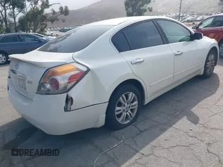 2012 Nissan Altima S z VIN 1N4AL2AP0CN549116, wystawiony jako IAAI lot #42487248 z przebiegiem 153 963 mil mil oraz . Historia ofert i sprzedaży dostępna na DreamBid. Obrazek 4.