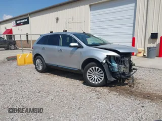 2011 Lincoln MKX with VIN 2LMDJ6JK6BBJ24034, listed as a IAAI auction lot 42006915 with 141,755 mi miles. Bid and sale history available at carsss.com. Image 1.