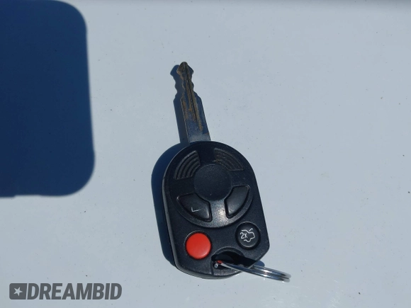2009 Ford Escape Limited с VIN 1FMCU94G19KB10386, выставлен на аукционе IAAI как лот 42195097 с пробегом 208 095 миль миль и . История ставок и продаж доступна на DreamBid. Изображение 11.