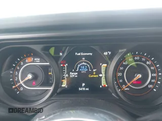 2025 Jeep Wrangler Sahara with VIN 1C4PJXENXSW527925, listed as a IAAI auction lot 41818650 with 5,478 mi miles and . Bid and sale history available at DreamBid. Image 7.
