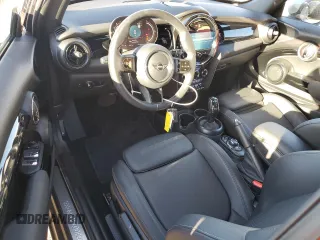 2024 MINI Convertible Cooper S with VIN WMW43DL01R3R80570, listed as a Copart auction lot 79773694 with 21,612 mi miles and Clean Title. Bid and sale history available at carsss.com. Image 8.