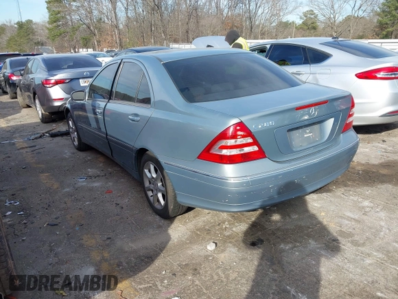 2007 Mercedes-Benz C 280 Luxury with VIN WDBRF54H27A950575, listed as a IAAI auction lot 41640162 with 120,000 mi miles and . Bid and sale history available at DreamBid. Image 3.