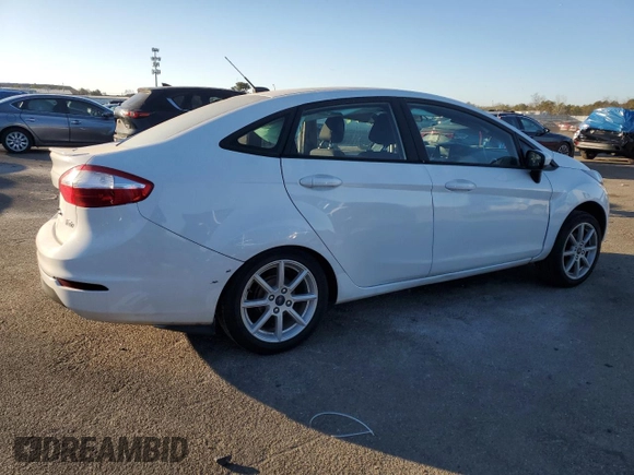2019 Ford Fiesta SE z VIN 3FADP4BJ7KM138697, wystawiony jako Copart lot #88645105 z przebiegiem 117 655 mil mil oraz Szkoda całkowita • Salvage title. Historia ofert i sprzedaży dostępna na DreamBid. Obrazek 3.