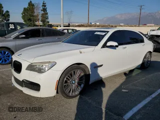 2015 BMW 7 Series 740Li with VIN WBAYE4C51FD947047, listed as a Copart auction lot 86773284 with 90,714 mi miles and Salvage Title. Bid and sale history available at DreamBid. Image 1.