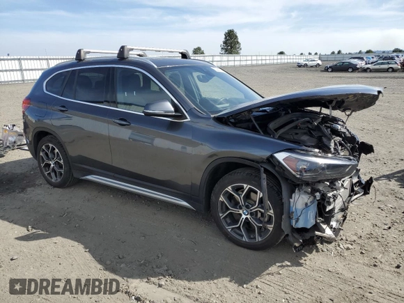 2021 BMW X1 xDrive28i with VIN WBXJG9C09M5U35384, listed as a Copart auction lot 53381575 with 46,736 mi miles and Salvage Title. Bid and sale history available at carsss.com. Image 4.