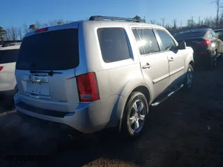 2013 Honda Pilot EX-L with VIN 5FNYF4H58DB043629, listed as a IAAI auction lot 41706961 with 120,588 mi miles. Bid and sale history available at carsss.com. Image 4.