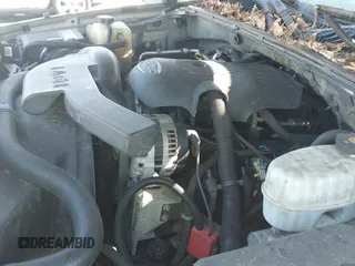 2004 Chevrolet Avalanche Z66 с VIN 3GNEC12T64G141108, выставлен на аукционе IAAI как лот 43060511 с пробегом 307 763 миль миль и . История ставок и продаж доступна на DreamBid. Изображение 13.