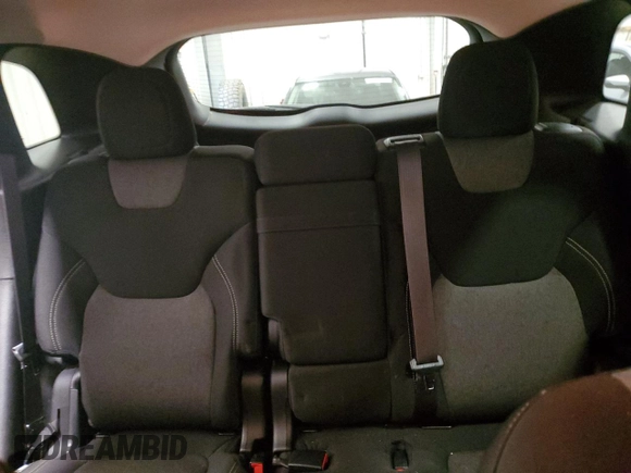 2014 Jeep Cherokee Latitude z VIN 1C4PJMCS0EW298425, wystawiony jako Copart lot #52101845 z przebiegiem 156 118 mil mil oraz Nie do naprawy • Non repairable. Historia ofert i sprzedaży dostępna na DreamBid. Obrazek 10.