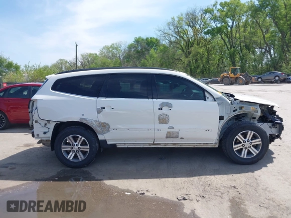 2015 Chevrolet Traverse LT with VIN 1GNKVHKDXFJ280531, listed as a IAAI auction lot 42077958 with 177,856 mi miles and . Bid and sale history available at DreamBid. Image 14.