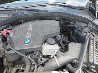 2014 BMW 5 Series 528i xDrive z VIN WBA5A7C55ED619855, wystawiony jako IAAI lot #42398223 z przebiegiem Nie podano mil oraz . Historia ofert i sprzedaży dostępna na DreamBid. Obrazek 10.