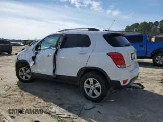 2018 Chevrolet Trax LT with VIN 3GNCJPSBXJL147567, listed as a Copart auction lot 46701695 with 60,943 mi miles and Salvage Title. Bid and sale history available at carsss.com. Image 2.