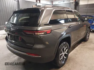 2024 Jeep Grand Cherokee Limited with VIN 1C4RJHBG5RC258264, listed as a IAAI auction lot 42053109 with Not provided miles and . Bid and sale history available at DreamBid. Image 4.